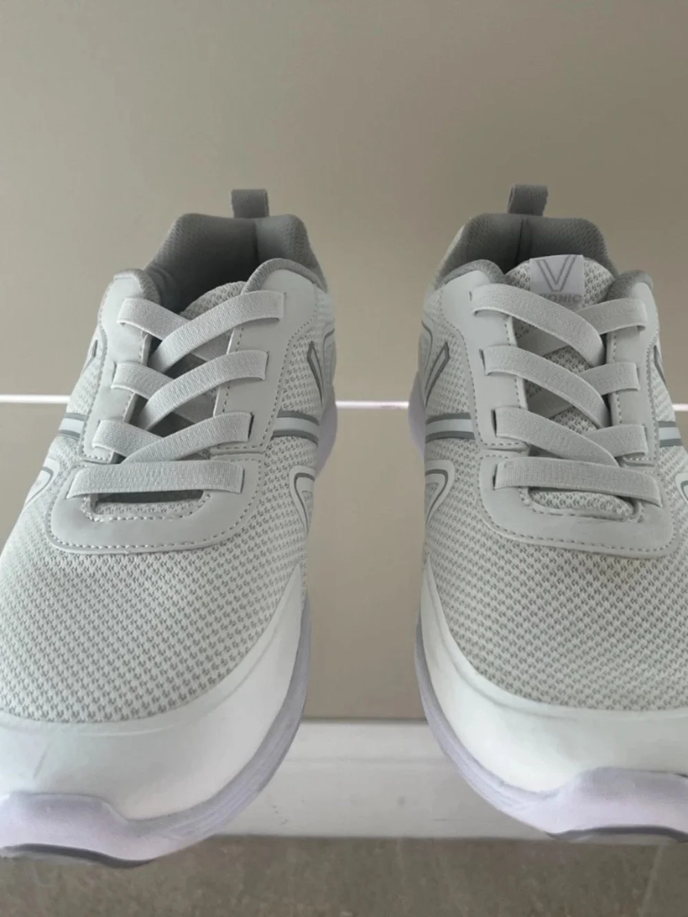 Vionic Womnes captivate White Running Shoes Sneakers Size 9.5